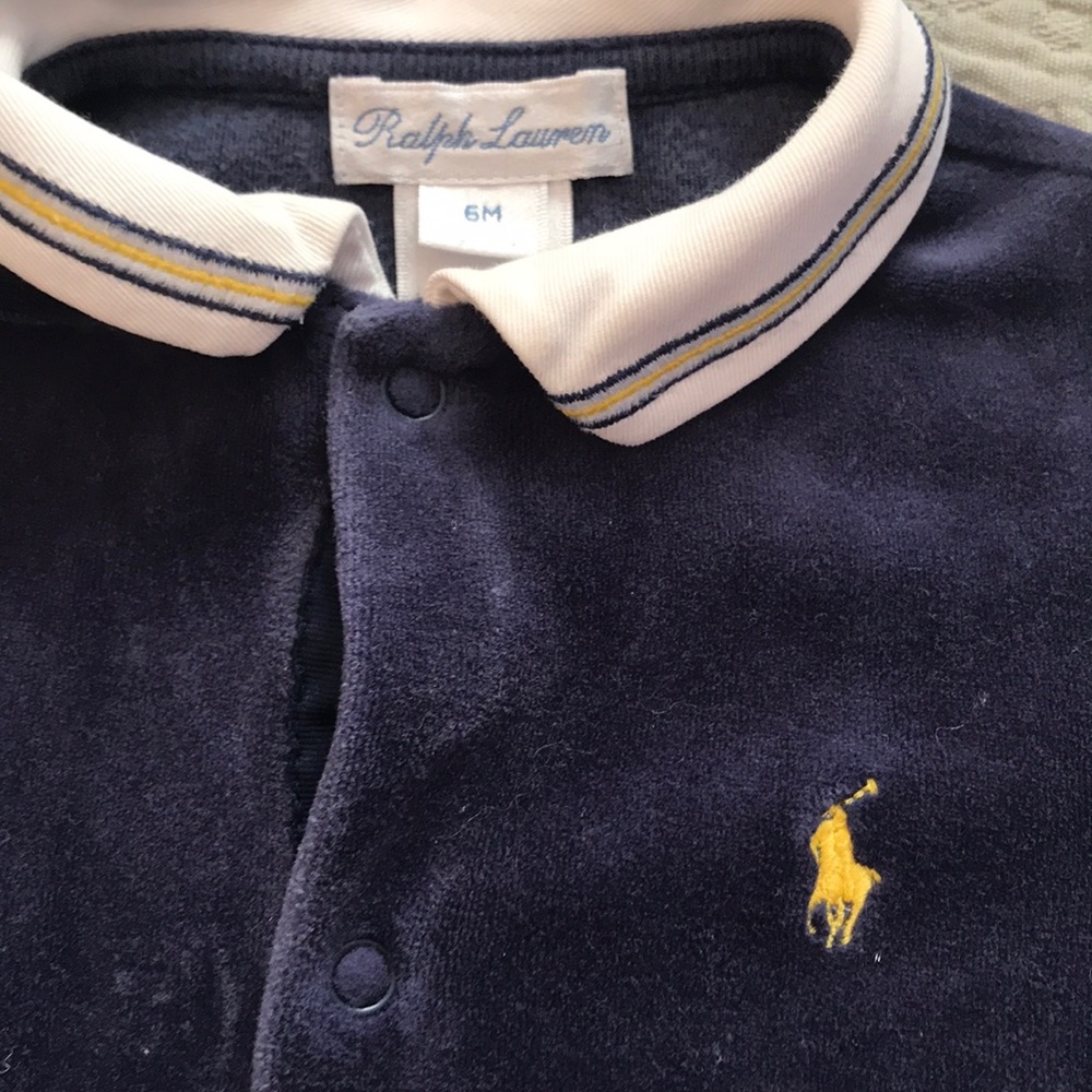 Ralph Lauren long sleeve velour footie 6 months - Picture 2 of 2